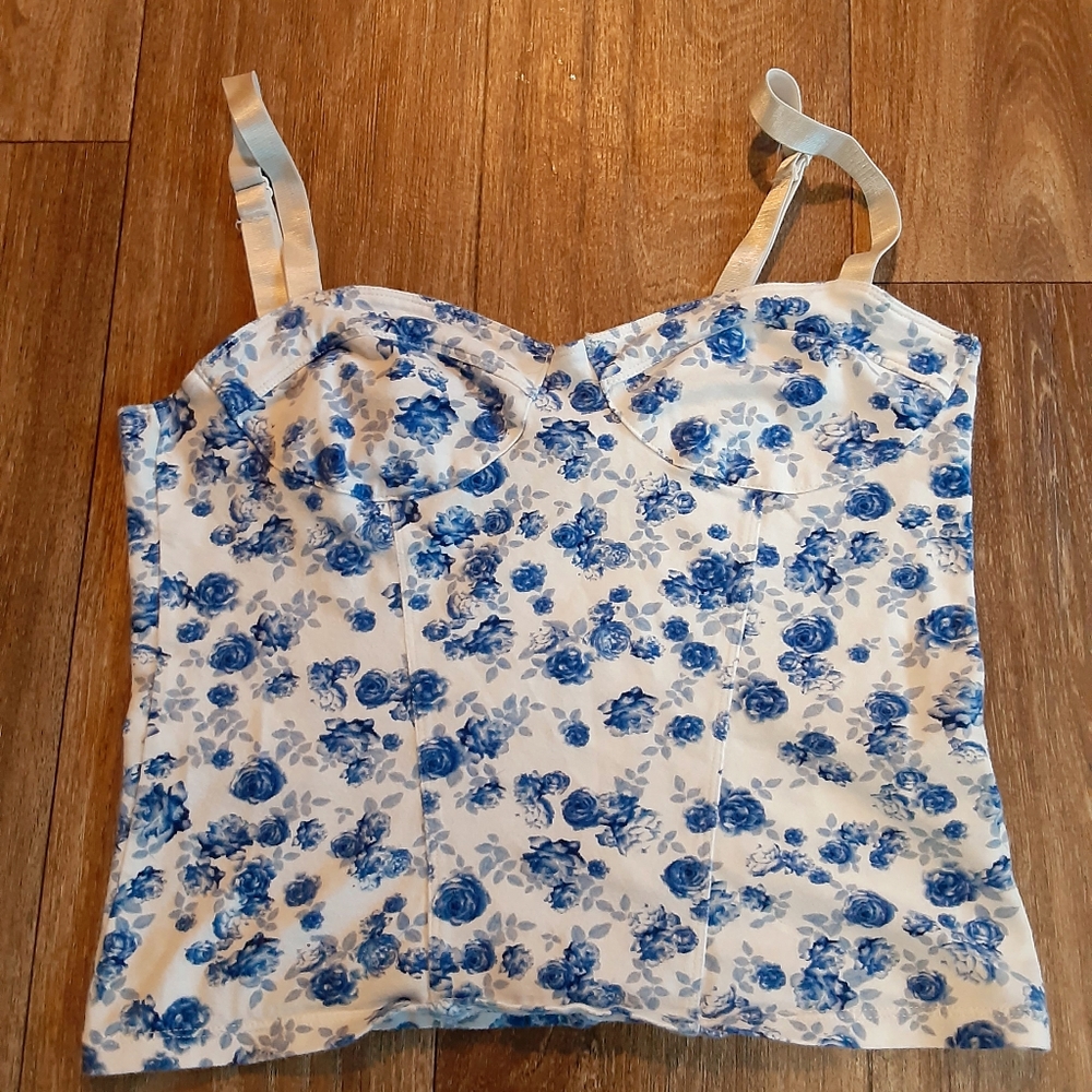 Divided crop top